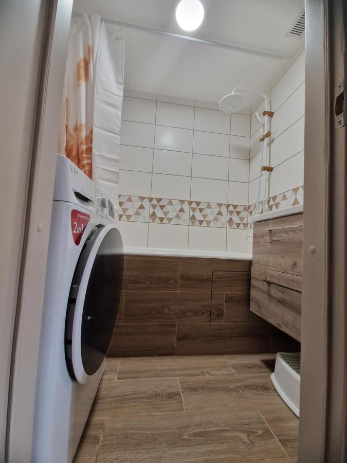 Apartamentai Sukileliu Pr. Kaunas Exteriör bild